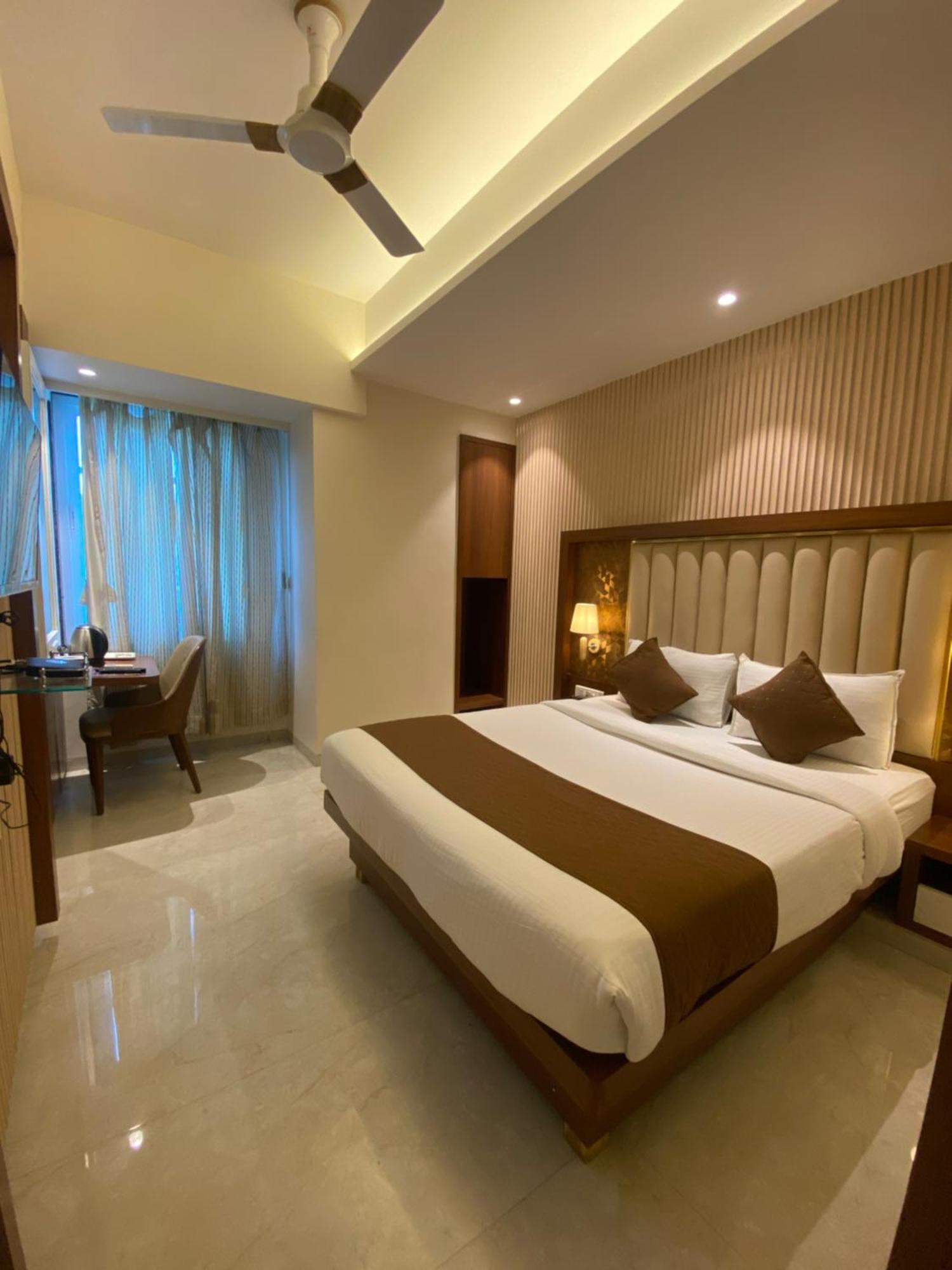 Hotel Czar Inn - Vashi Navi Mumbai Buitenkant foto