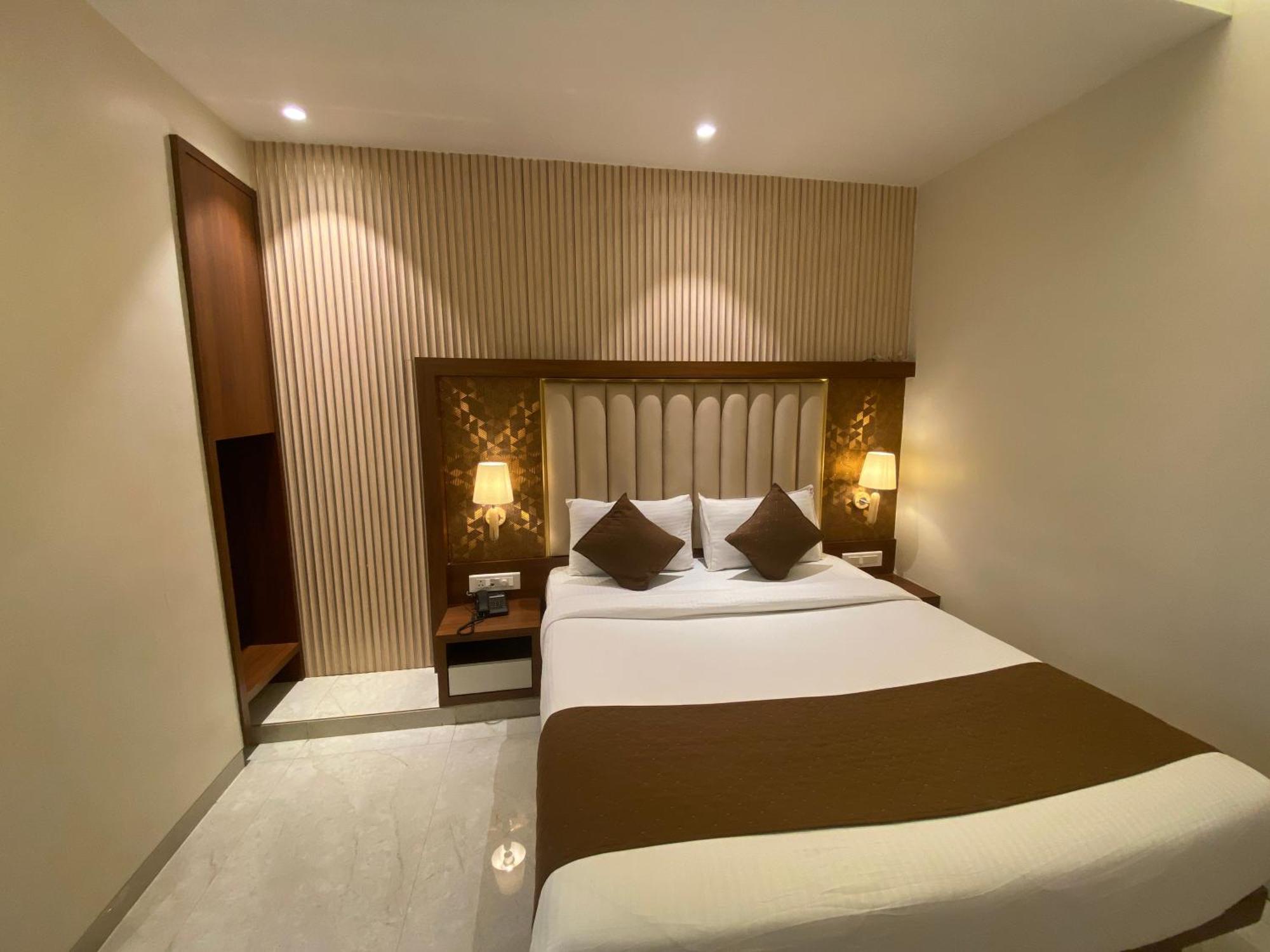 Hotel Czar Inn - Vashi Navi Mumbai Buitenkant foto