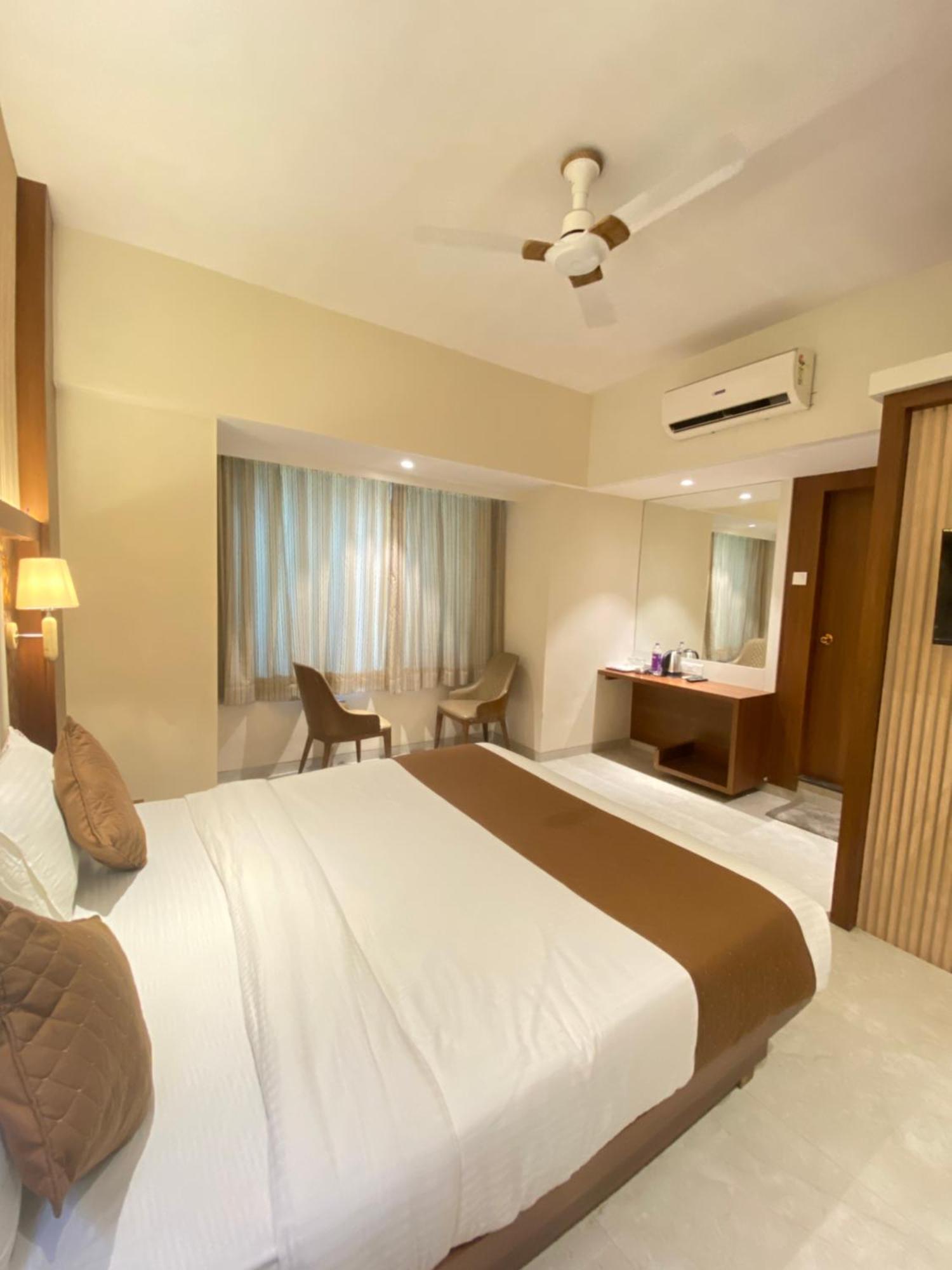 Hotel Czar Inn - Vashi Navi Mumbai Buitenkant foto
