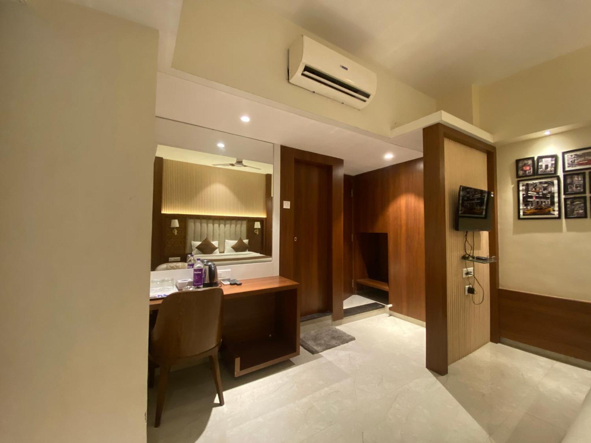 Hotel Czar Inn - Vashi Navi Mumbai Buitenkant foto